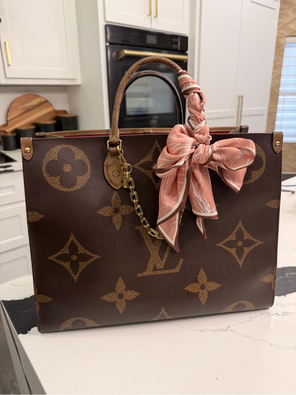 Louis Vuitton On The Go GM Reverse Monogram